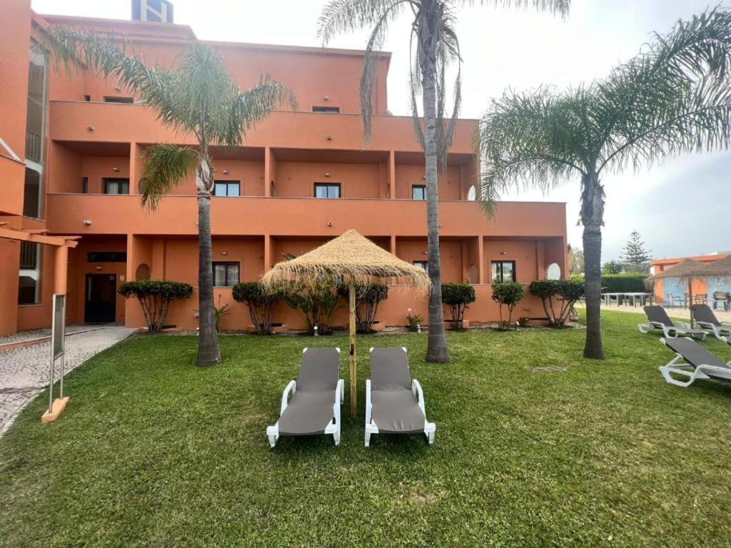 Hotel Praia Sol Quarteira Exterior foto